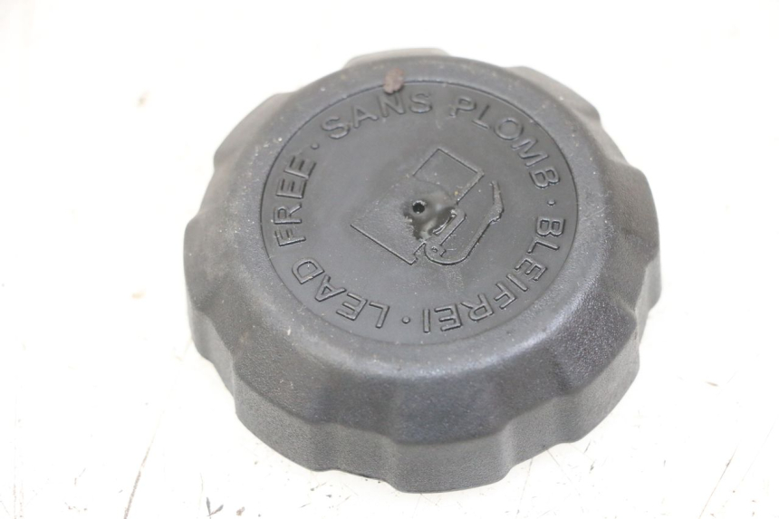 photo de TAPPO SERBATOIO CARBURANTE PEUGEOT ELYSTAR 125 (2002 - 2007)