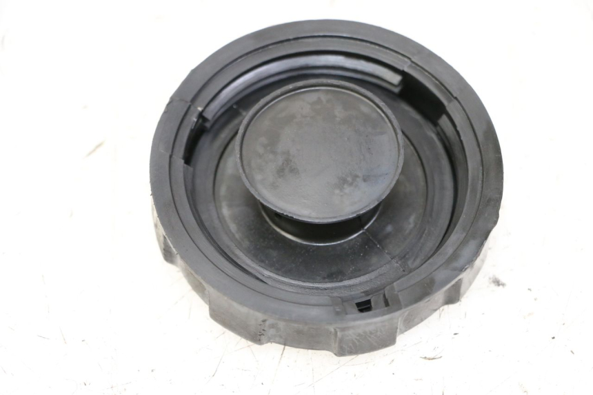 photo de TAPPO SERBATOIO CARBURANTE PEUGEOT KISBEE 4T 50 (2010 - 2017)