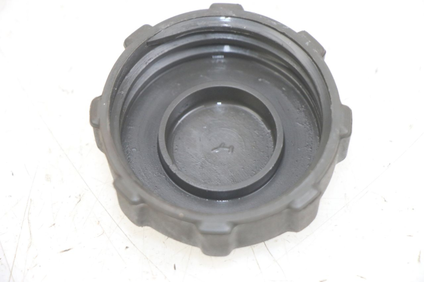 photo de TAPPO SERBATOIO CARBURANTE PIAGGIO FLY 125 (2005 - 2012)