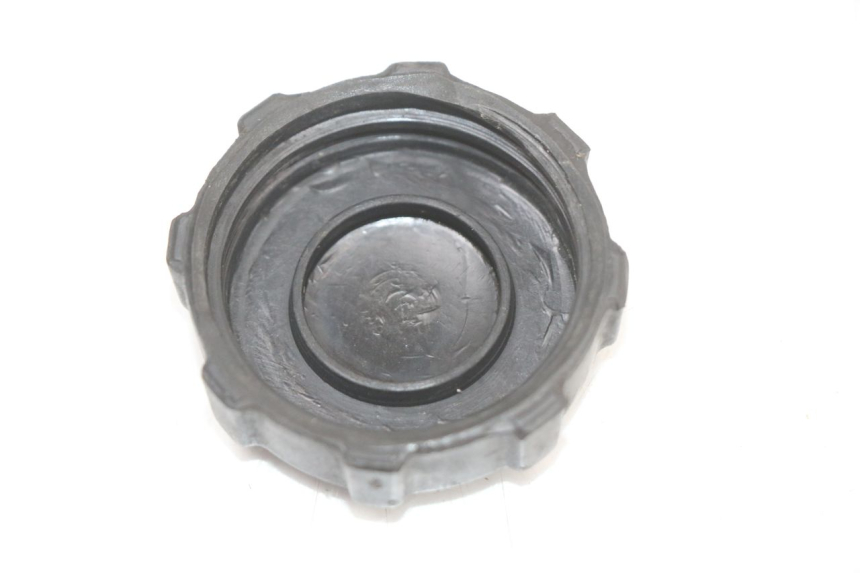 photo de TAPPO SERBATOIO PIAGGIO FLY 4T 50 (2004 - 2010)