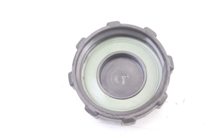 photo de TAPPO SERBATOIO PIAGGIO MP3 500 (2014 - 2016)