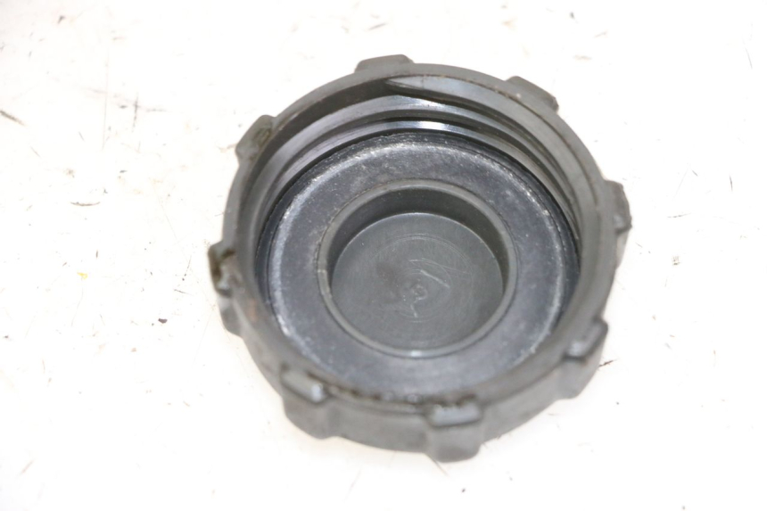 photo de TAPPO SERBATOIO CARBURANTE PIAGGIO MP3 125 (2006 - 2014)