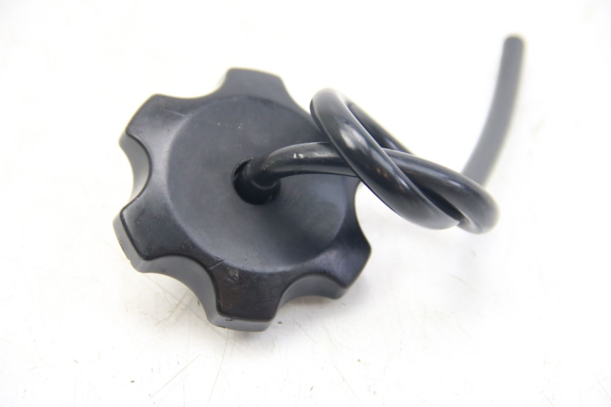 photo de TAPPO SERBATOIO CARBURANTE YAMAHA PW 80 (1983 - 2014)