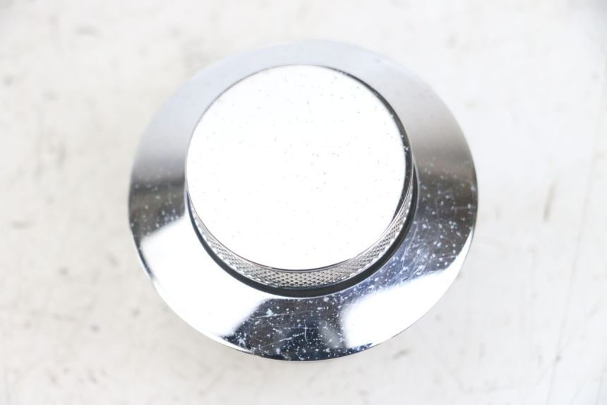 photo de TAPPO SERBATOIO CARBURANTE HARLEY DAVIDSON SPORTSTER XL CUSTOM 1200 (2003 - 2004)