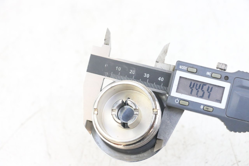 photo de TAPPO SERBATOIO CARBURANTE HARLEY DAVIDSON SPORTSTER XL CUSTOM 1200 (2003 - 2004)