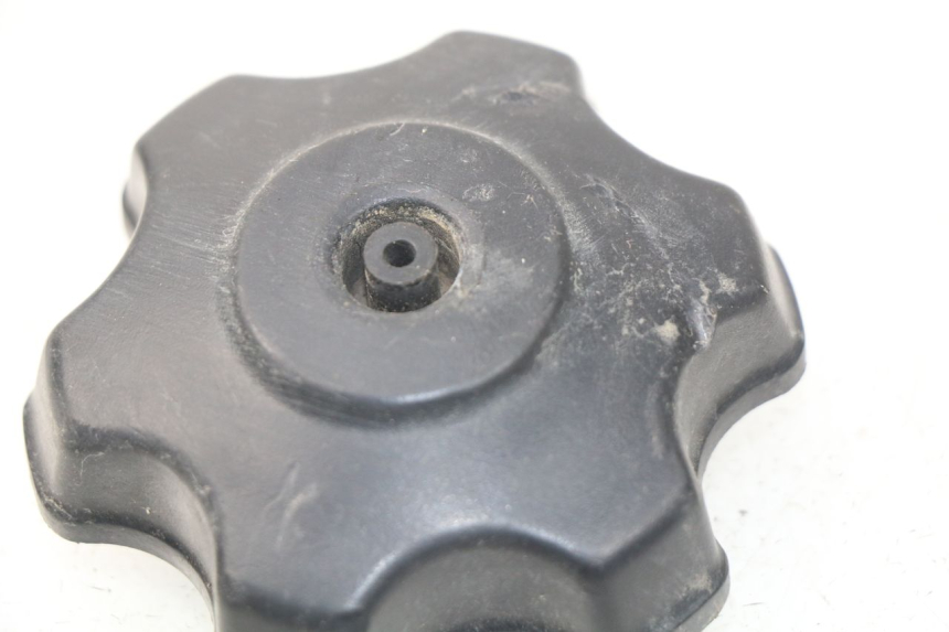 photo de TAPPO SERBATOIO CARBURANTE SUZUKI JR 80 (2001 - 2006)