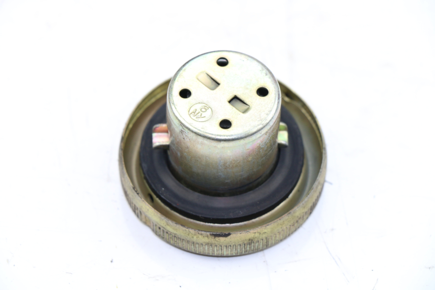 photo de TAPPO SERBATOIO CARBURANTE SYM ORBIT 2 50 (2008 - 2014)