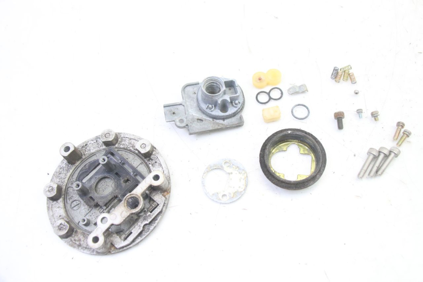 photo de TAPPO SERBATOIO YAMAHA TDR DELTABOX 125 (1993 - 2003)