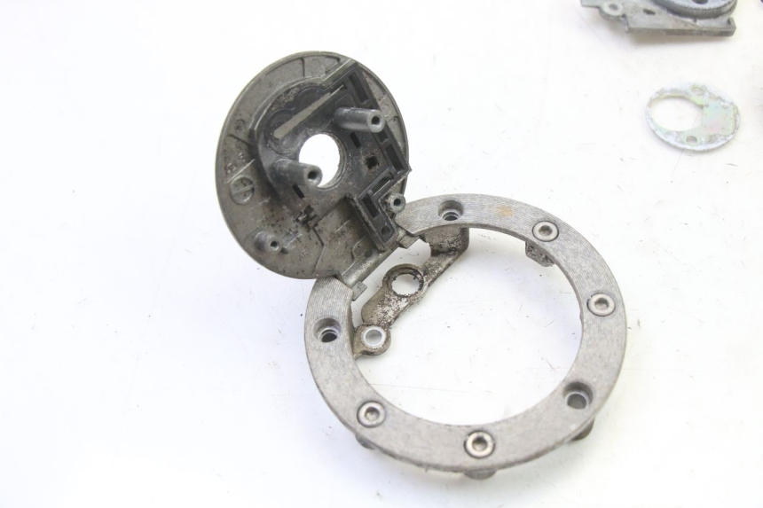 photo de TAPPO SERBATOIO YAMAHA TDR DELTABOX 125 (1993 - 2003)