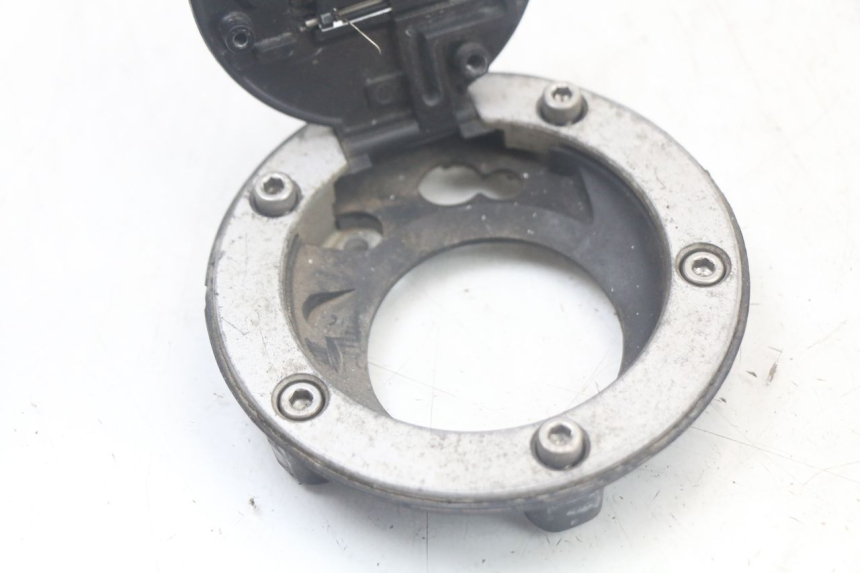 photo de TAPPO SERBATOIO CARBURANTE TRIUMPH SPEED TRIPLE T301 900 (1994 - 1996)