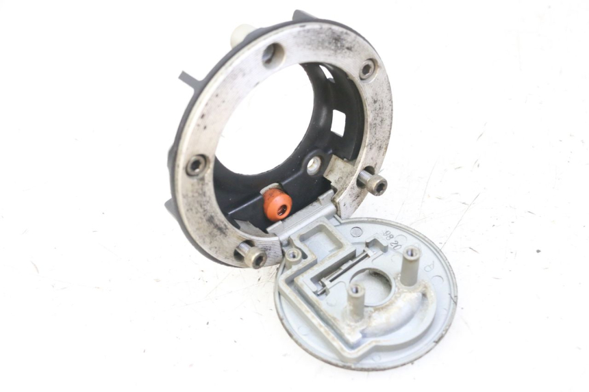 photo de TAPPO SERBATOIO YAMAHA XJ6 ABS 600 (2008 - 2016)
