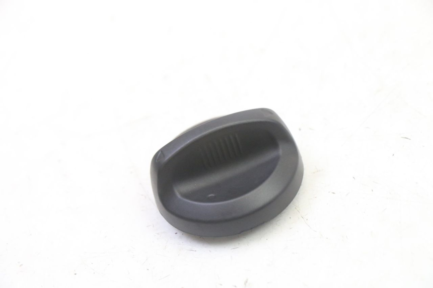 photo de TAPPO SERBATOIO YAMAHA XMAX X-MAX 125 (2021 - 2025)