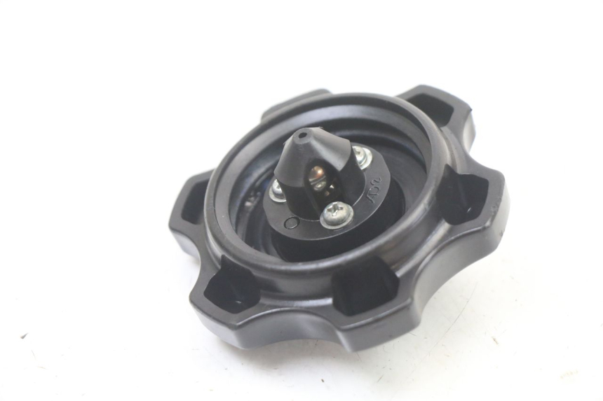 photo de TAPPO SERBATOIO CARBURANTE YAMAHA PW 80 (1983 - 2014)