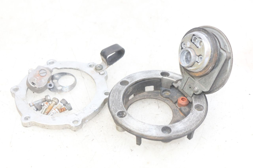 photo de TAPPO SERBATOIO CARBURANTE YAMAHA YZF R1 1000 (2007 - 2008)