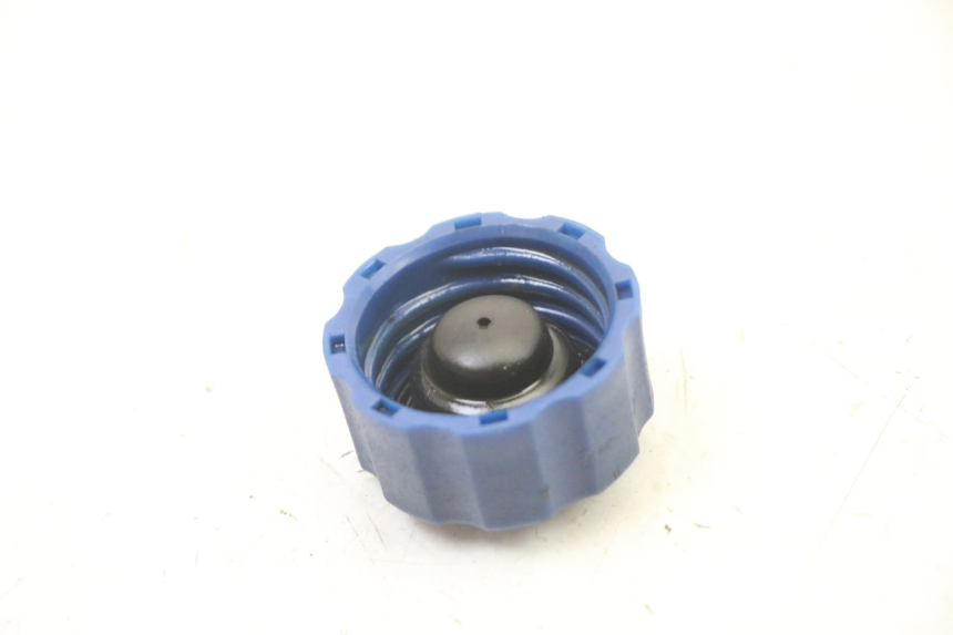 photo de TAPPO SERBATOIO OLIO PEUGEOT ELYSEO 125 (1999 - 2004)