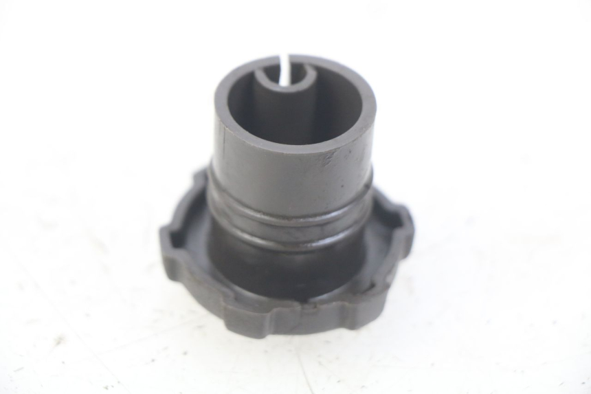 photo de TAPPO SERBATOIO OLIO PIAGGIO HEXAGON 2T 125 (1994 - 1998)