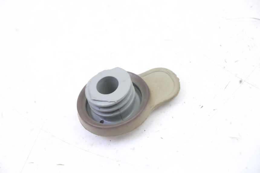 photo de TAPPO SERBATOIO OLIO YAMAHA JOG R 50 (2004 - 2014)