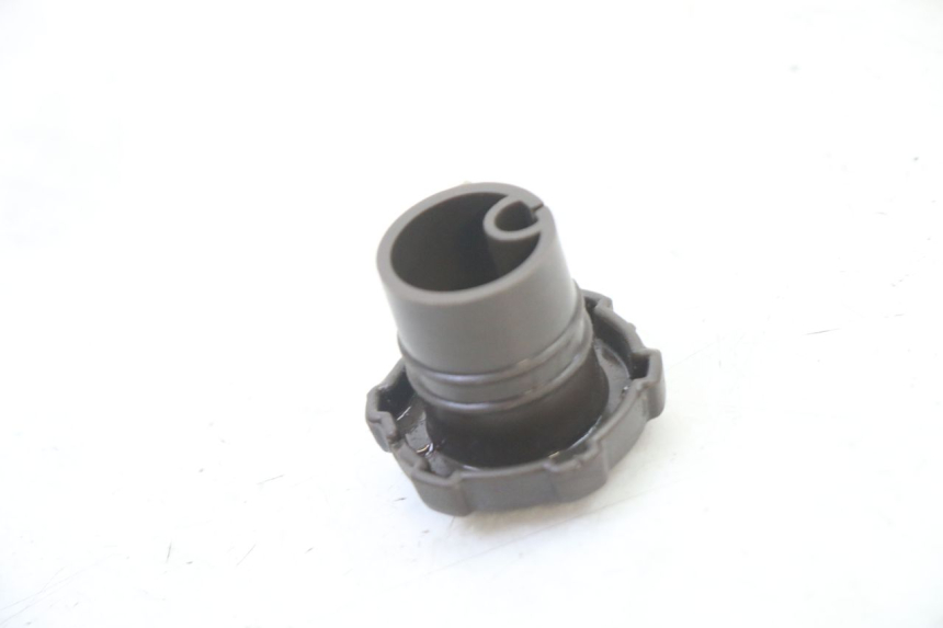 photo de TAPPO SERBATOIO OLIO PIAGGIO NRG POWER PUREJET 50 (2018 - 2021)
