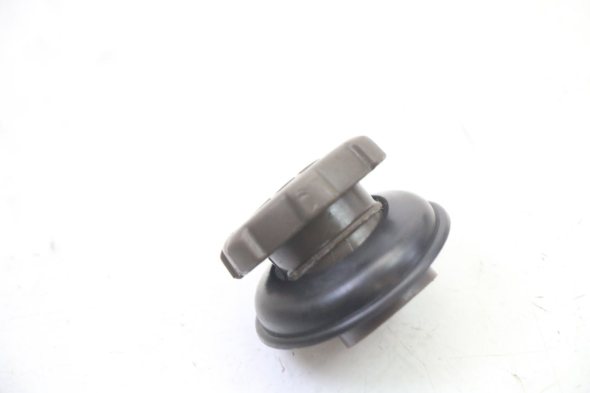 photo de TAPPO SERBATOIO OLIO PIAGGIO NRG POWER PUREJET 50 (2018 - 2021)