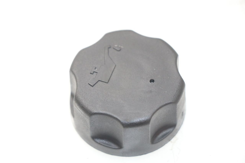 photo de TAPPO SERBATOIO OLIO PEUGEOT LUDIX 50 (2005 - 2007)