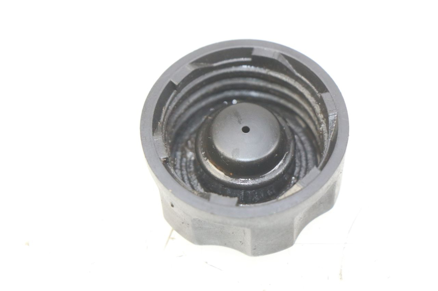 photo de TAPPO SERBATOIO OLIO PEUGEOT LUDIX 50 (2005 - 2007)