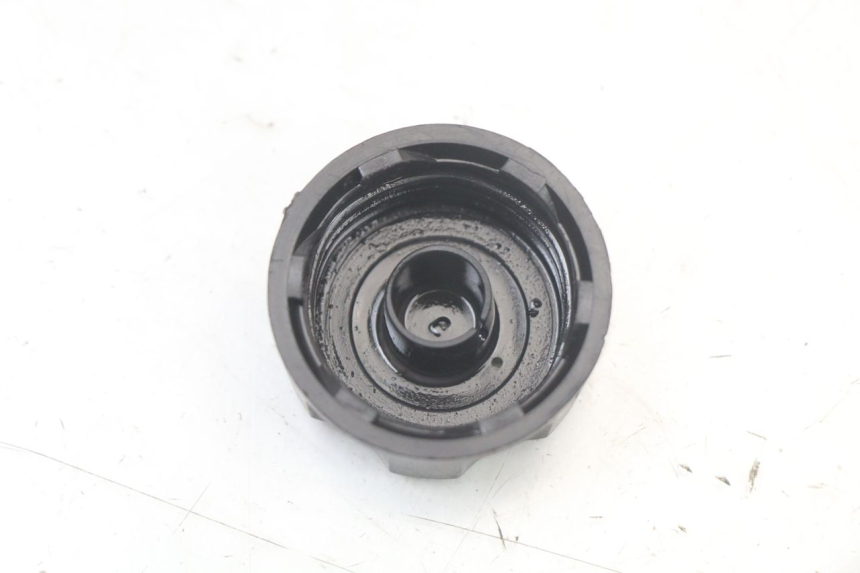 photo de TAPPO SERBATOIO OLIO PEUGEOT LUDIX 50 (2005 - 2007)
