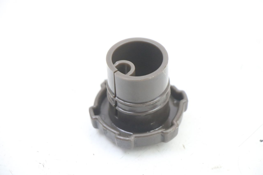 photo de TAPPO SERBATOIO OLIO PIAGGIO NRG POWER PUREJET 50 (2018 - 2021)