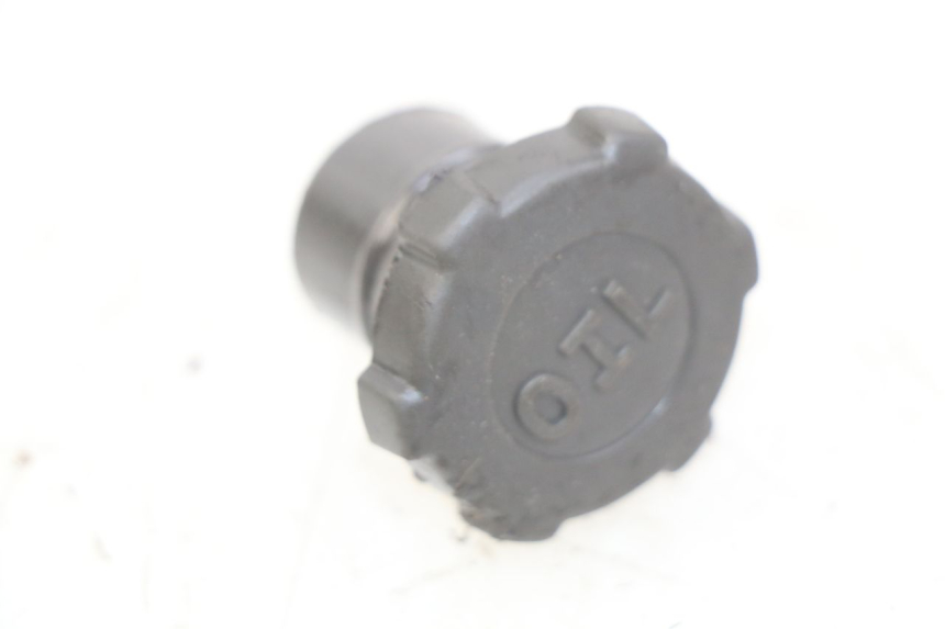 photo de TAPPO SERBATOIO OLIO PIAGGIO VESPA PRIMAVERA 2T 50 (2013 - 2018)