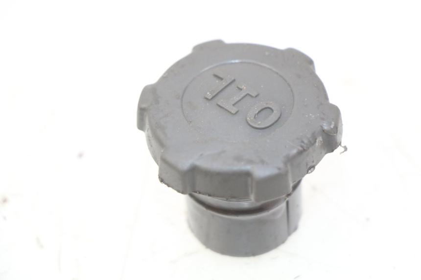 photo de TAPPO SERBATOIO OLIO PIAGGIO VESPA PRIMAVERA 2T 50 (2013 - 2018)