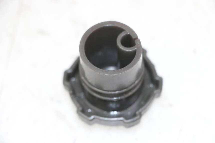 photo de TAPPO SERBATOIO OLIO PIAGGIO VESPA S 2T 50 (2007 - 2014)