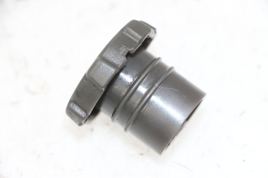photo de TAPPO SERBATOIO OLIO PIAGGIO VESPA S 2T 50 (2007 - 2014)