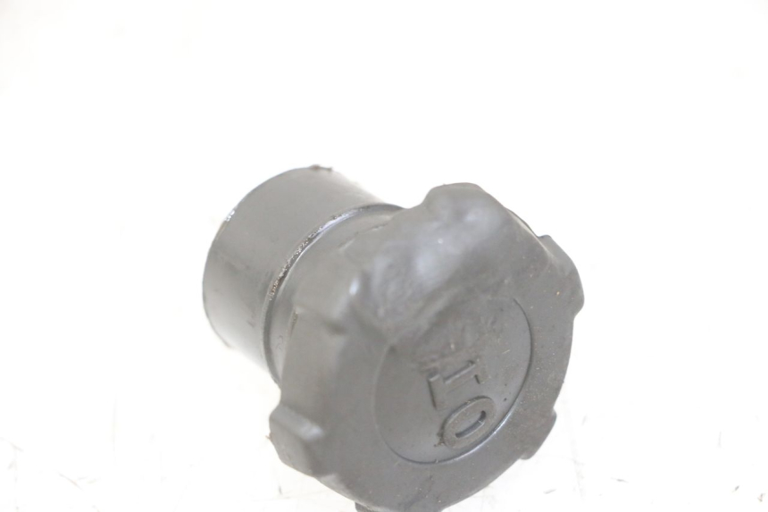 photo de TAPPO SERBATOIO OLIO GILERA RUNNER SL 50 (2006 - 2009)