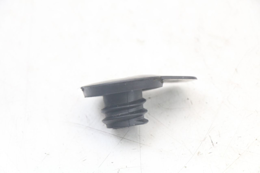 photo de TAPPO SERBATOIO OLIO KEEWAY RY6 2T 50 (2011 - 2019)