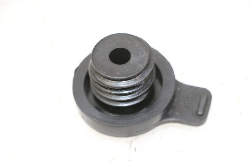 photo de TAPPO SERBATOIO OLIO APRILIA SR R 2T LC 50 (2018 - 2021)