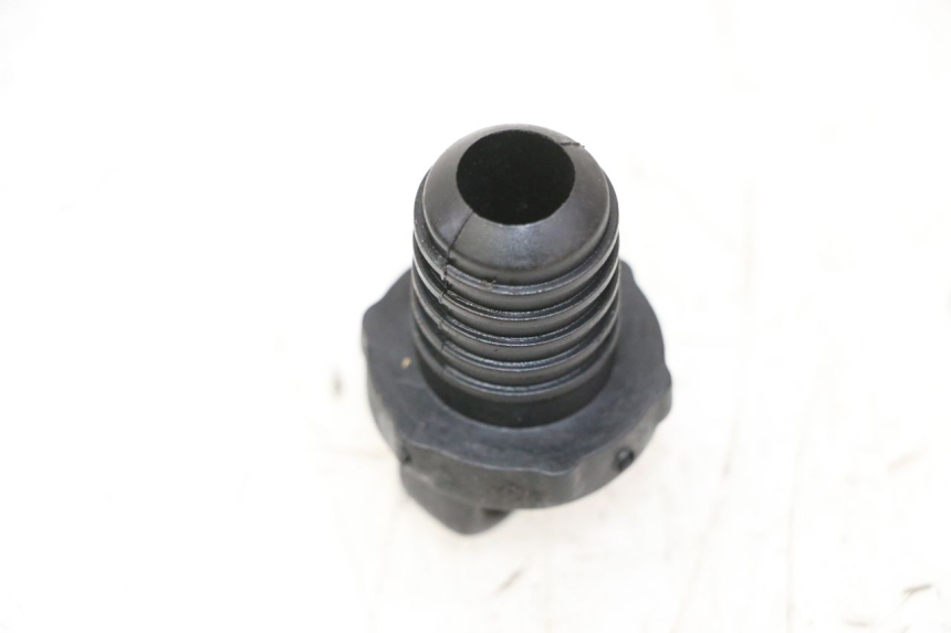 photo de TAPPO SERBATOIO OLIO PEUGEOT STREETZONE I 2T 50 (2018 - 2020)