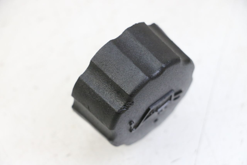 photo de TAPPO SERBATOIO OLIO PEUGEOT TREKKER TKR 50 (2005 - 2014)