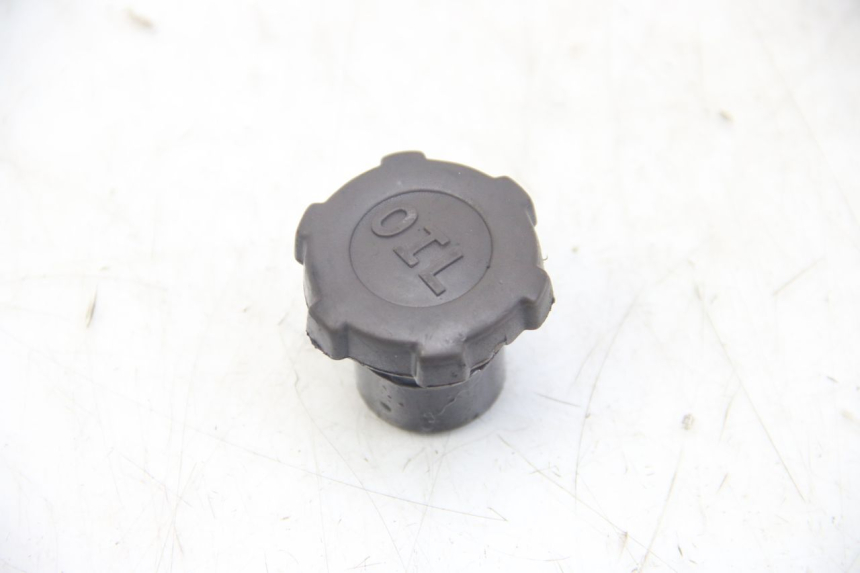 photo de TAPPO SERBATOIO OLIO PIAGGIO VESPA SPRINT 2T 50 (2014 - 2018)