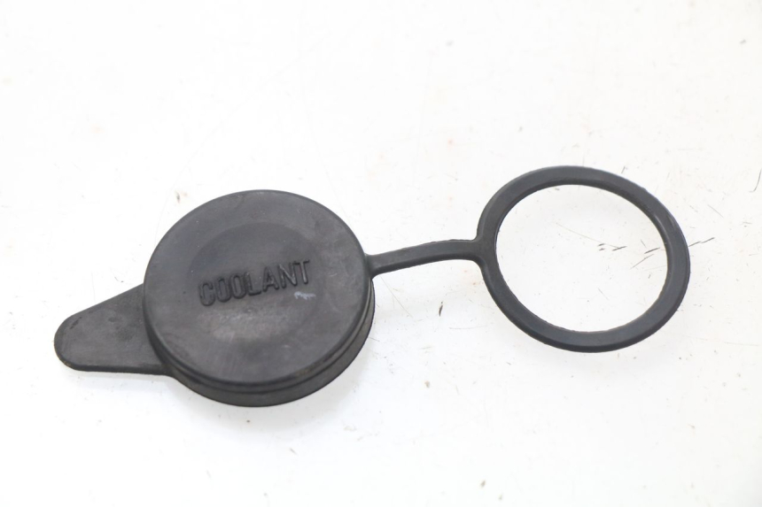 photo de TAPPO VASO ESPANSIONE HONDA CBR 919 RR FIREBLADE 900 (1998 - 1999)