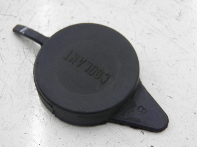 photo de TAPPO VASO ESPANSIONE HONDA NTV DEAUVILLE 650 (2001 - 2006)