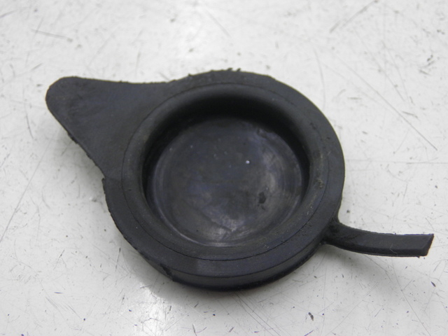 photo de TAPPO VASO ESPANSIONE HONDA NTV DEAUVILLE 650 (2001 - 2006)