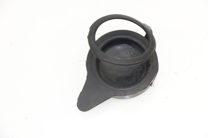 photo de TAPPO VASO ESPANSIONE HONDA NTV DEAUVILLE 650 (2001 - 2003)