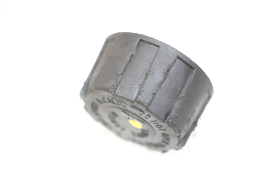 photo de TAPPO VASO ESPANSIONE PIAGGIO MP3 500 (2011 - 2015)