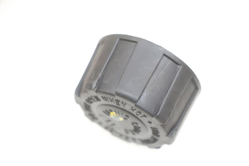 photo de VASO ESPANSIONE TAPPO PIAGGIO MP3 500 (2016 - 2018) - Zoom sullo stato d'uso