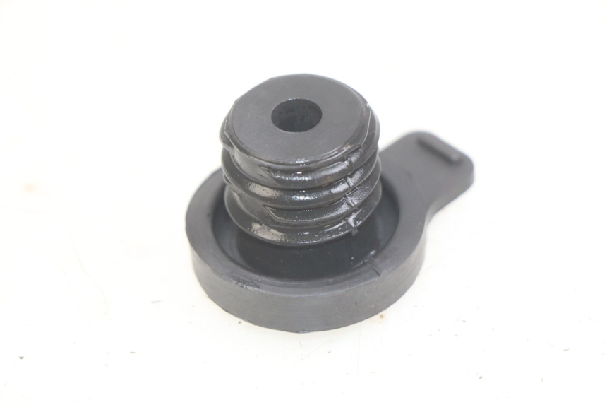 photo de TAPPO VASO ESPANSIONE APRILIA SCARABEO LIGHT 125 (2007 - 2011)