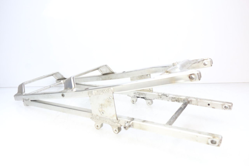 photo de TELAIETTO POSTERIORE HONDA CBR RR FIREBLADE 900 (1992 - 1994)