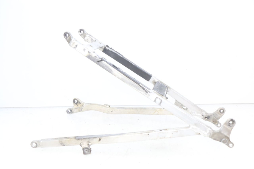 photo de BOUCLE TELAIO POSTERIORE HONDA CRF CR-F 450 (2005 - 2008)