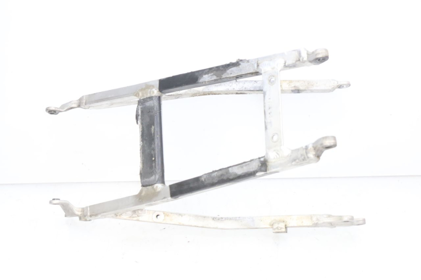 photo de BOUCLE TELAIO POSTERIORE HONDA CRF CR-F 450 (2005 - 2008)