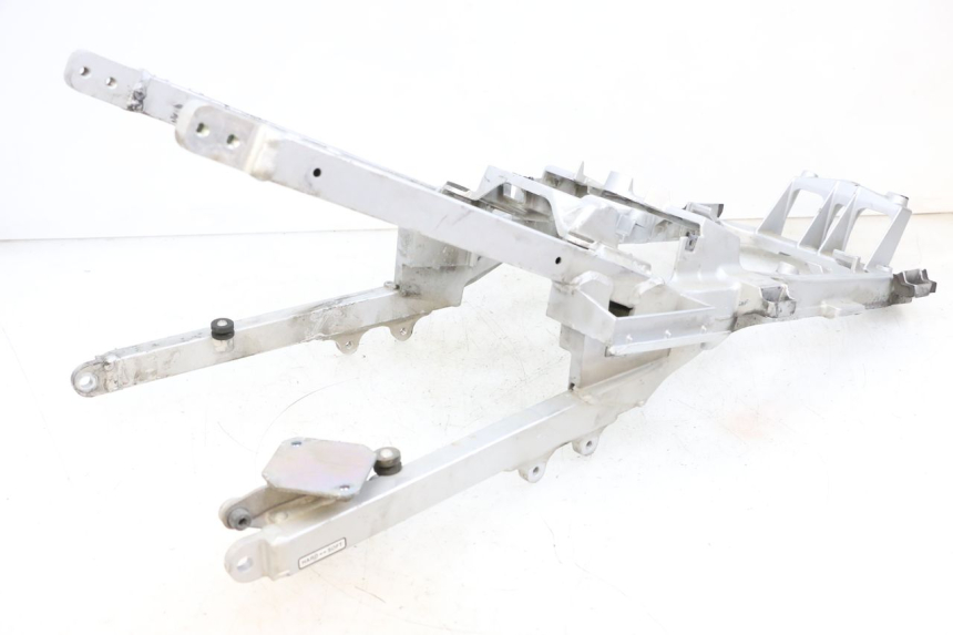 photo de BOUCLE TELAIO POSTERIORE YAMAHA FJR ABS 1300 (2006 - 2012) - Dettagli dei punti di fissaggio