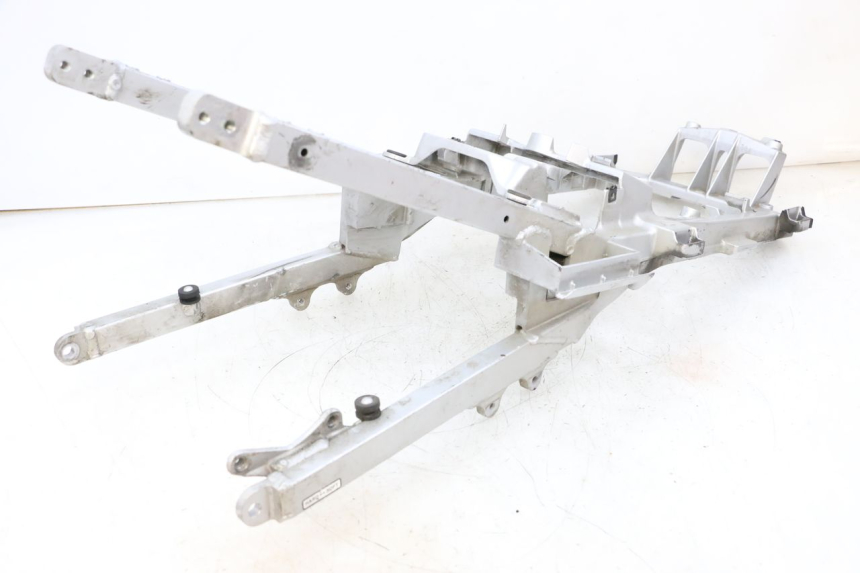 photo de BOUCLE TELAIO POSTERIORE YAMAHA FJR ABS 1300 (2006 - 2012) - Dettagli dei punti di fissaggio