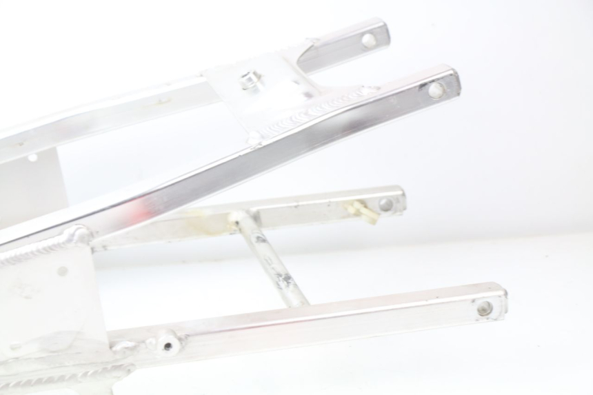 photo de Anello telaio posteriore HONDA CBR 919 RR FIREBLADE 900 (1998 - 1999)